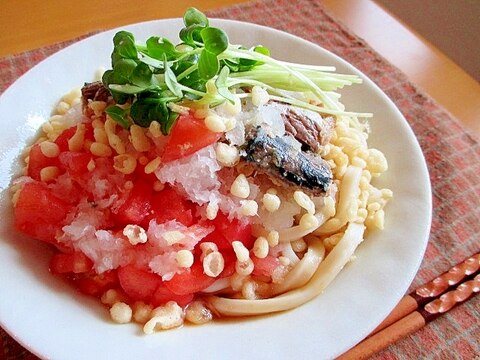 トマトとおろしでさっぱり!サバ缶冷やしうどん